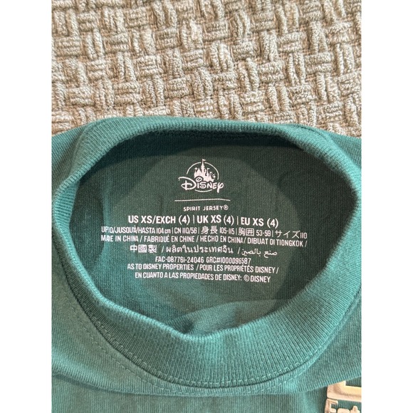 Disney Spirit Jersey Kids XS 4 Walt Disney World Holiday Mickey Christmas Green - Picture 8 of 9